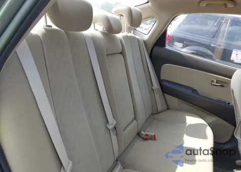 2010 Hyundai Elantra Gls z USA, uszkodzony, nr VIN KMHDU4AD9AU842047